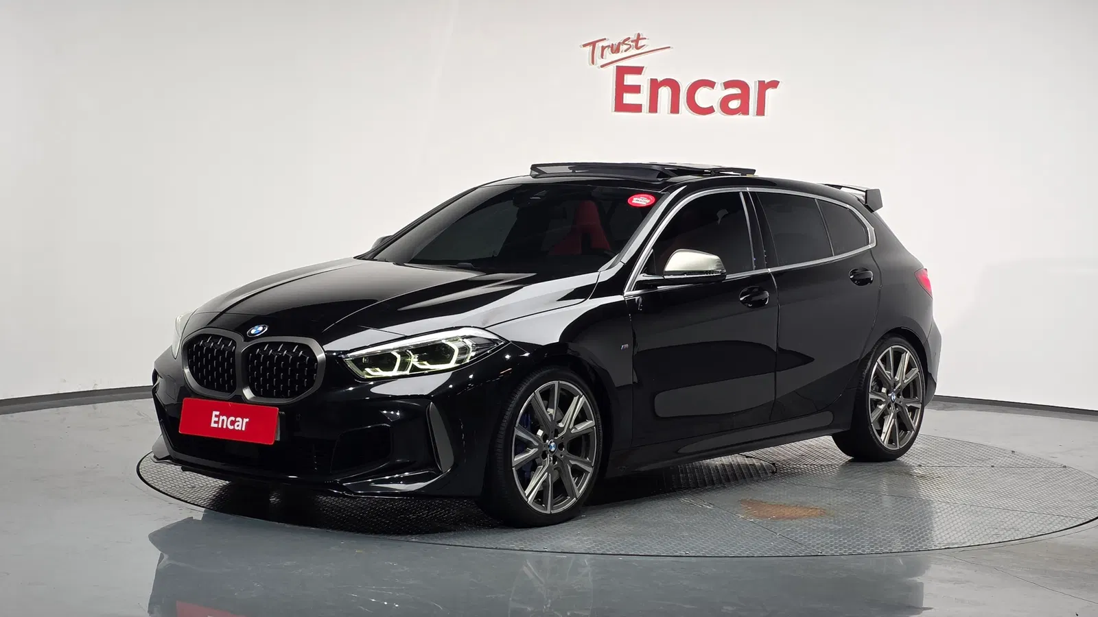 BMW Série 1 (F40) M135i xDrive 2022 — photo 1 sur 20