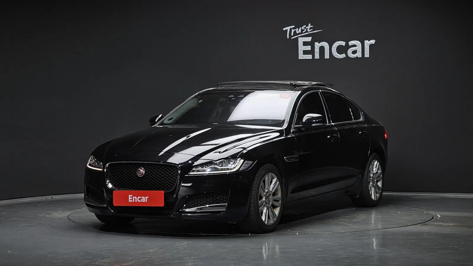 Jaguar XF (X260) 20d Prestige AWD 2019 — photo 1 sur 20