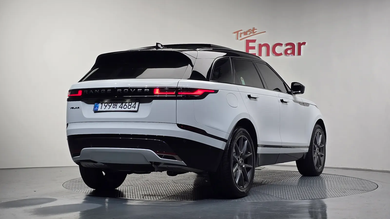 Land Rover Range Rover Velar 3.0 P400 Dynamic HSE 2025 — photo 1 sur 20
