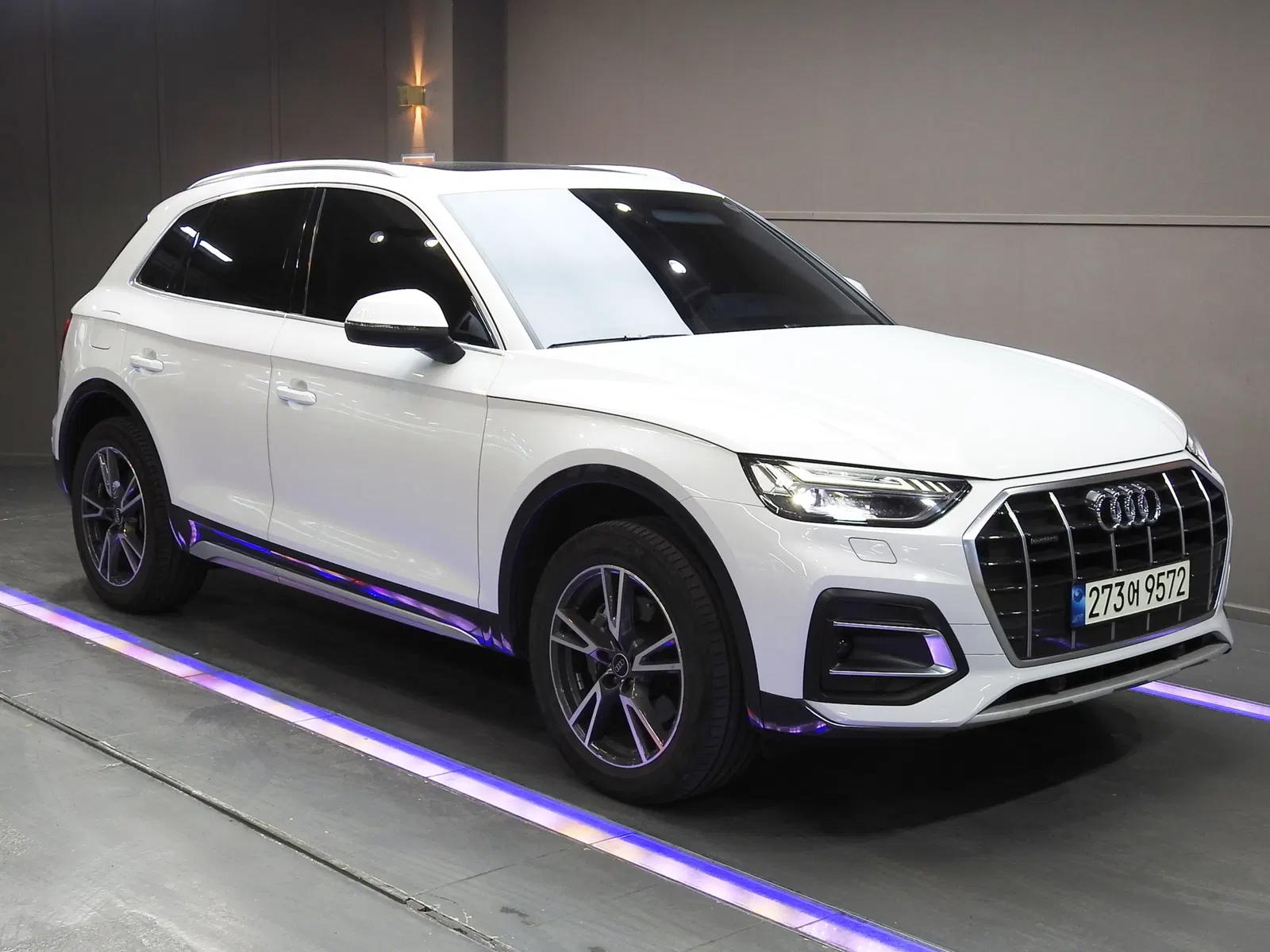 Audi Q5 (FY) 40 TDI Quattro 2021 — photo 1 sur 26