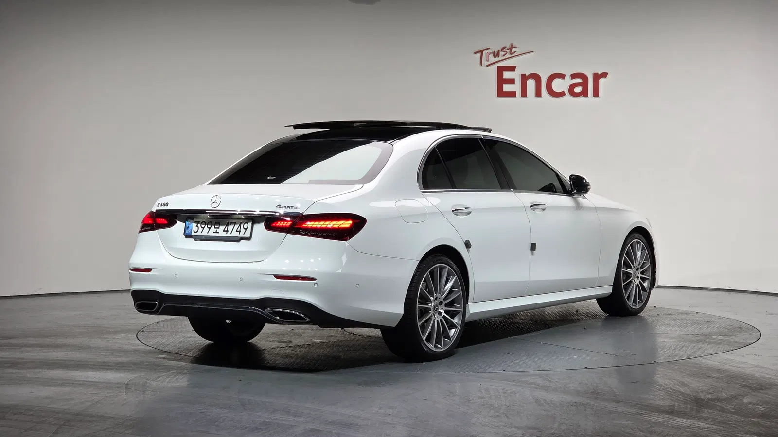 Mercedes-Benz Classe E AMG Line · E350 4MATIC (W213) 2022 — photo 1 sur 20