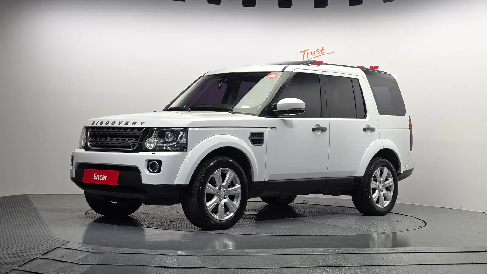 Land Rover Discovery 4 3.0 SDV6 SE 2015 — photo 1 sur 20