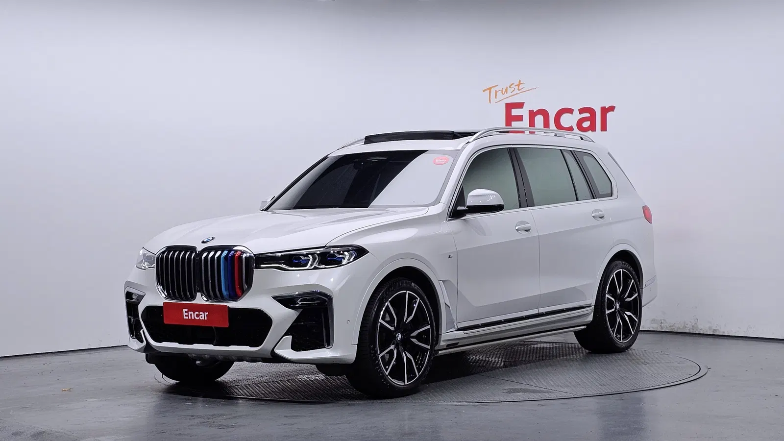 BMW X7 (G07) xDrive 40i M Sport 6 places 2022 — photo 1 sur 8