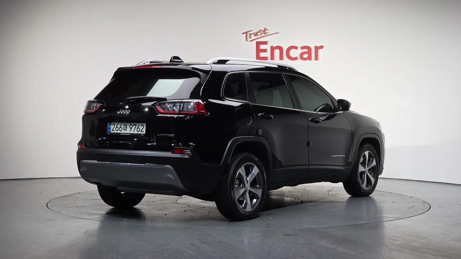 Jeep Cherokee(KL) 2.4 Limited 2WD 2021 — photo 1 sur 20