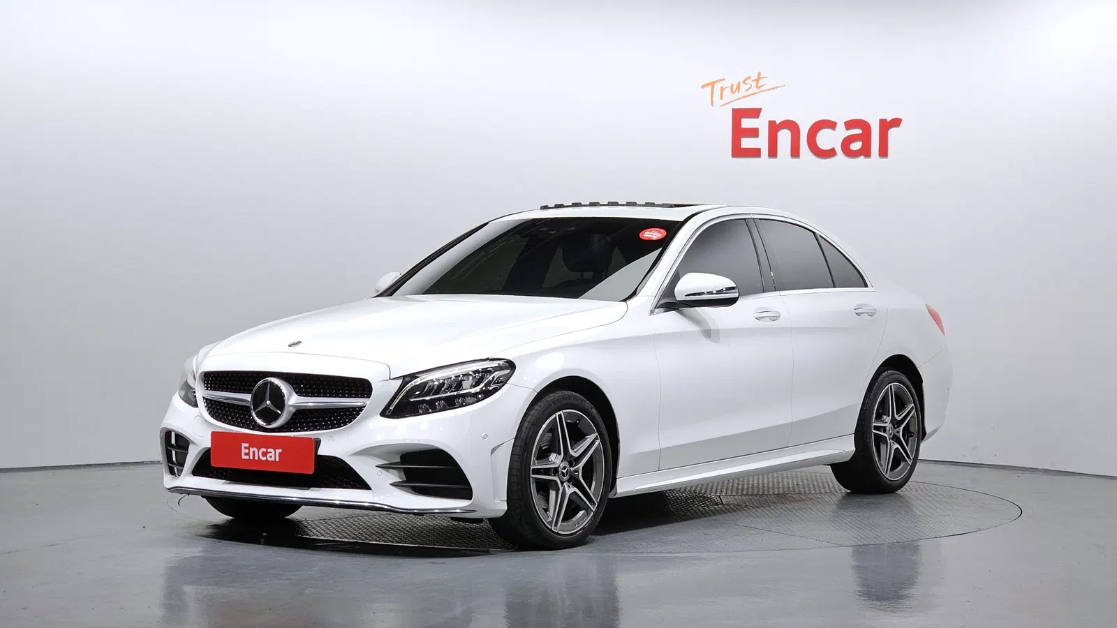 Mercedes-Benz Classe C AMG Line · C200 (W205) 2021 — photo 1 sur 20