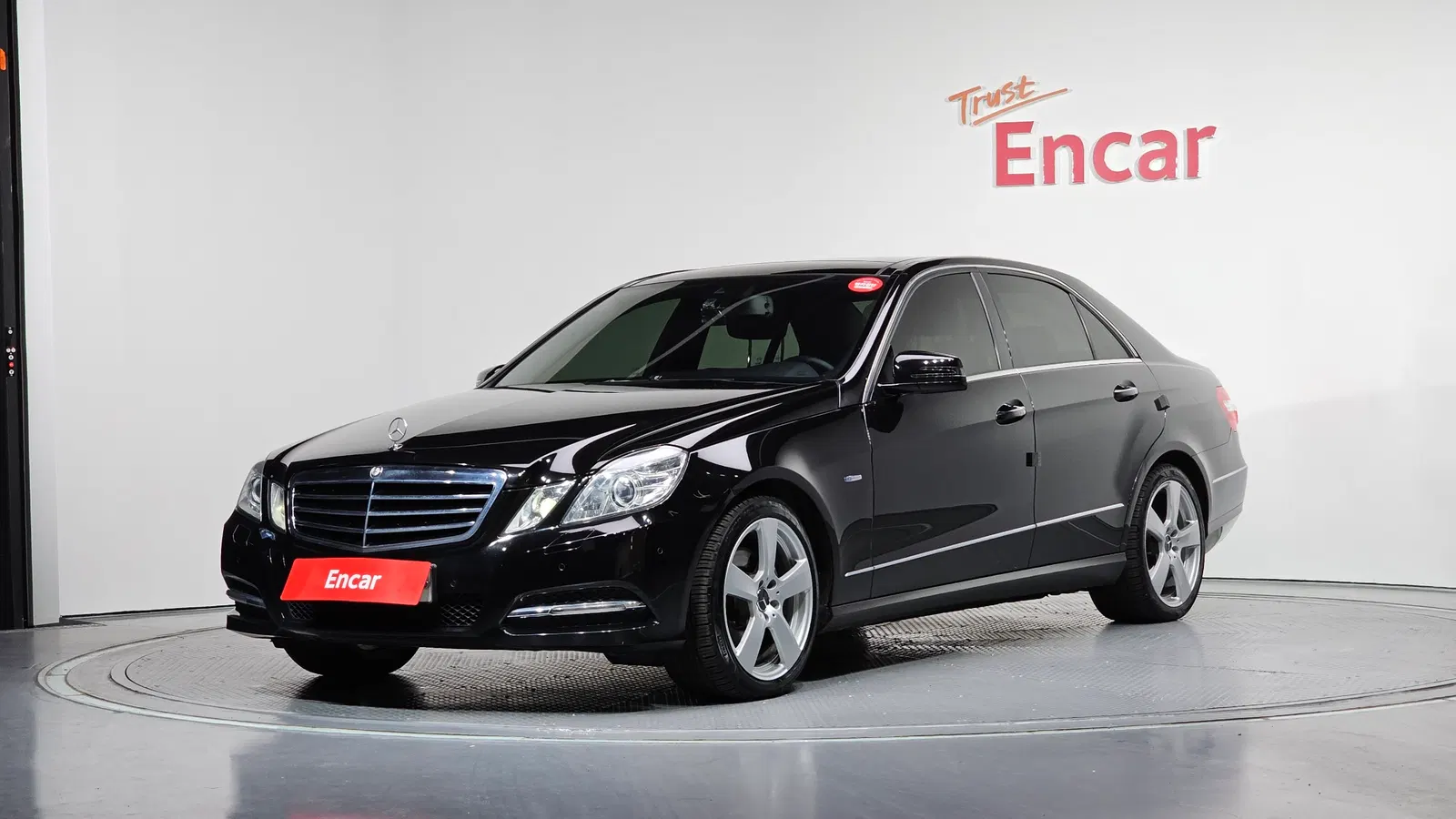 Mercedes-Benz Classe E E350 (W212) 2012 — photo 1 sur 20