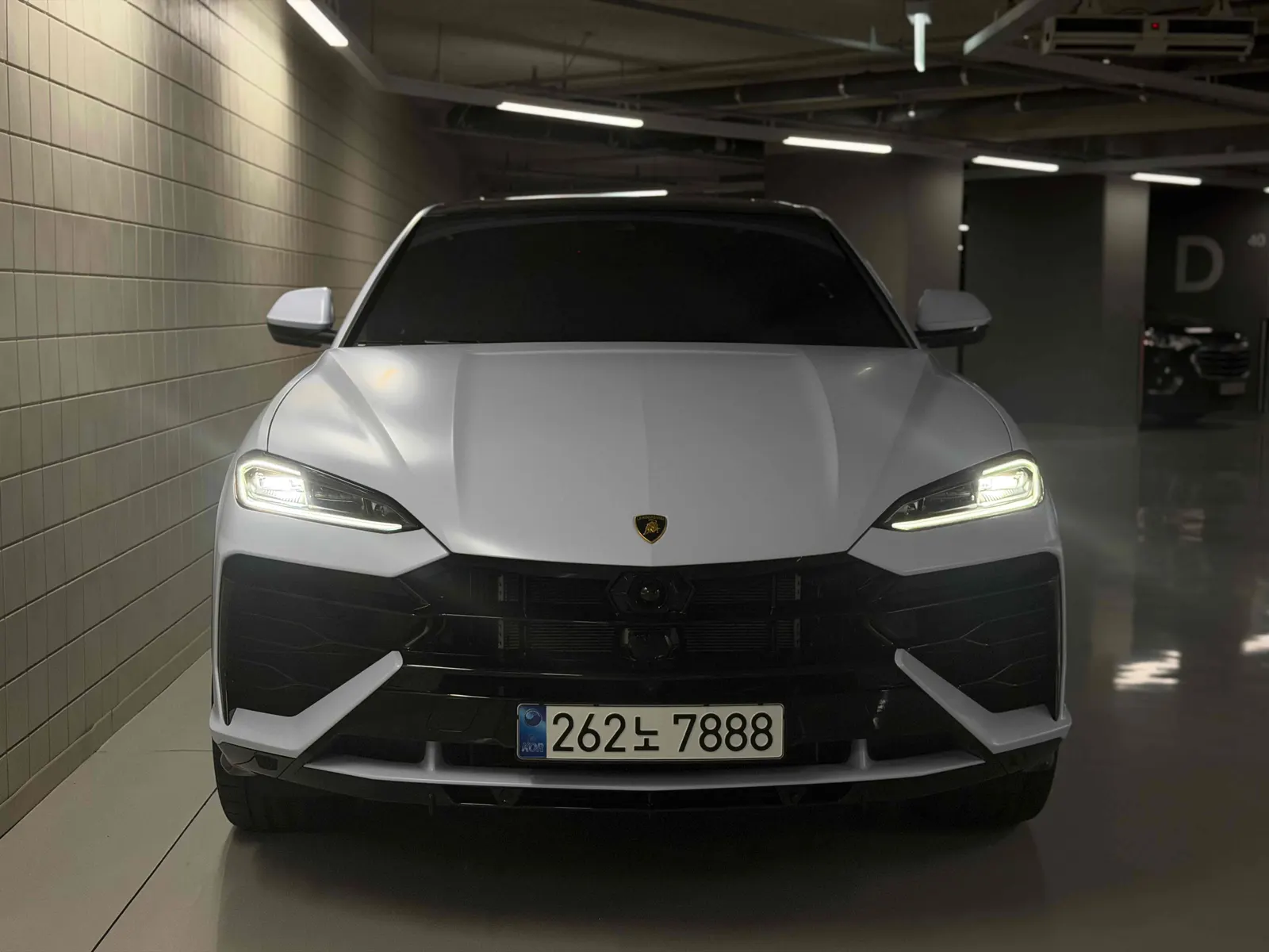 Lamborghini Urus 4.0 V8 SE 2025 — photo 1 sur 15