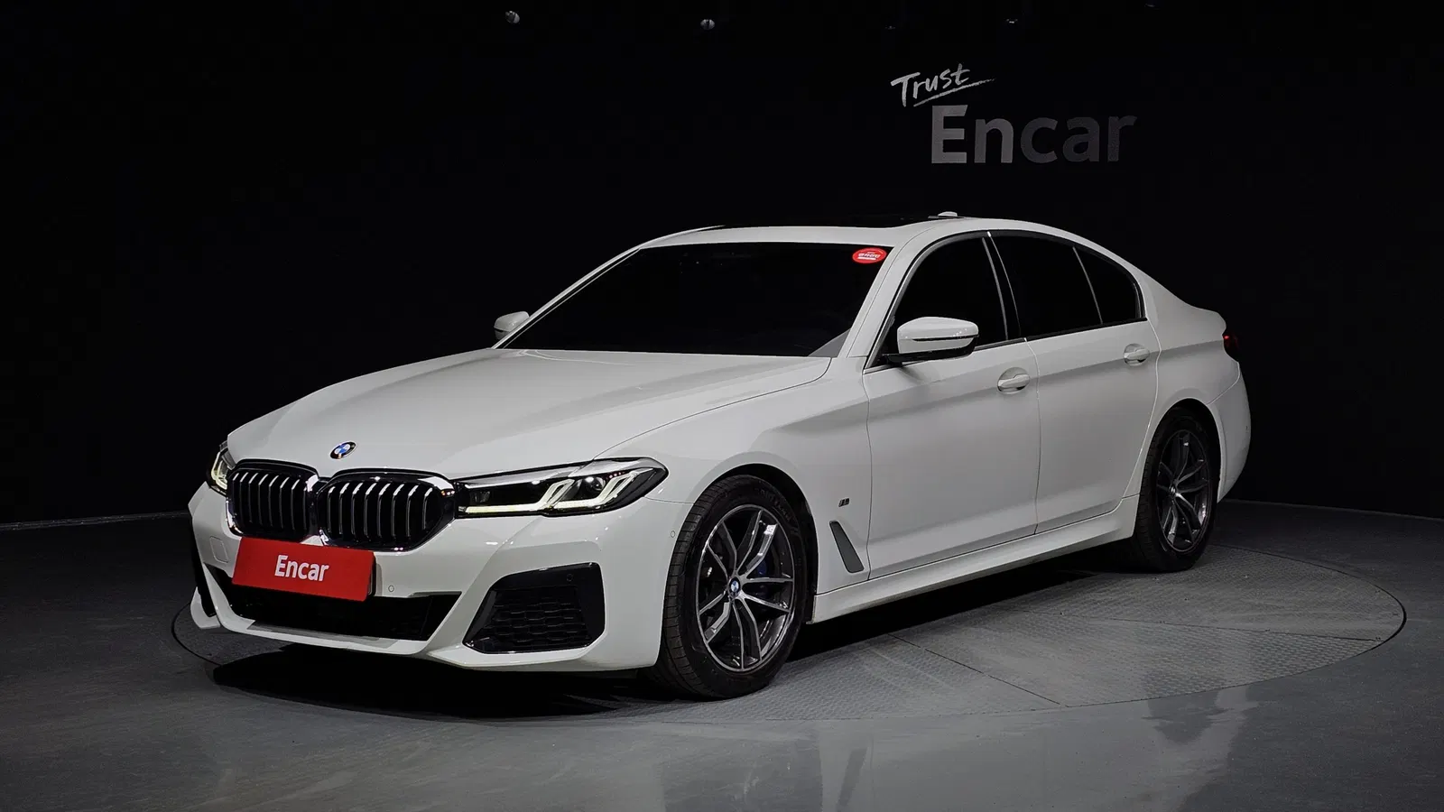 BMW Série 5 (G30) 520i M Sport 2022 — photo 1 sur 20
