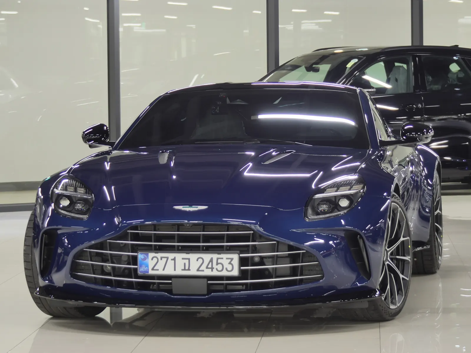 Aston Martin Vantage 2e génération 4.0 V8 Coupé 2025 importée par Kaizen Motors