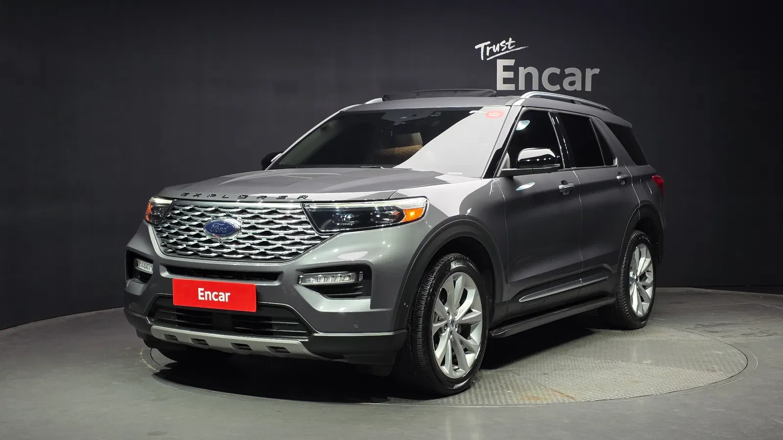 Ford Explorer 6e génération 3.0 Platinum 4WD 2021 — photo 1 sur 20