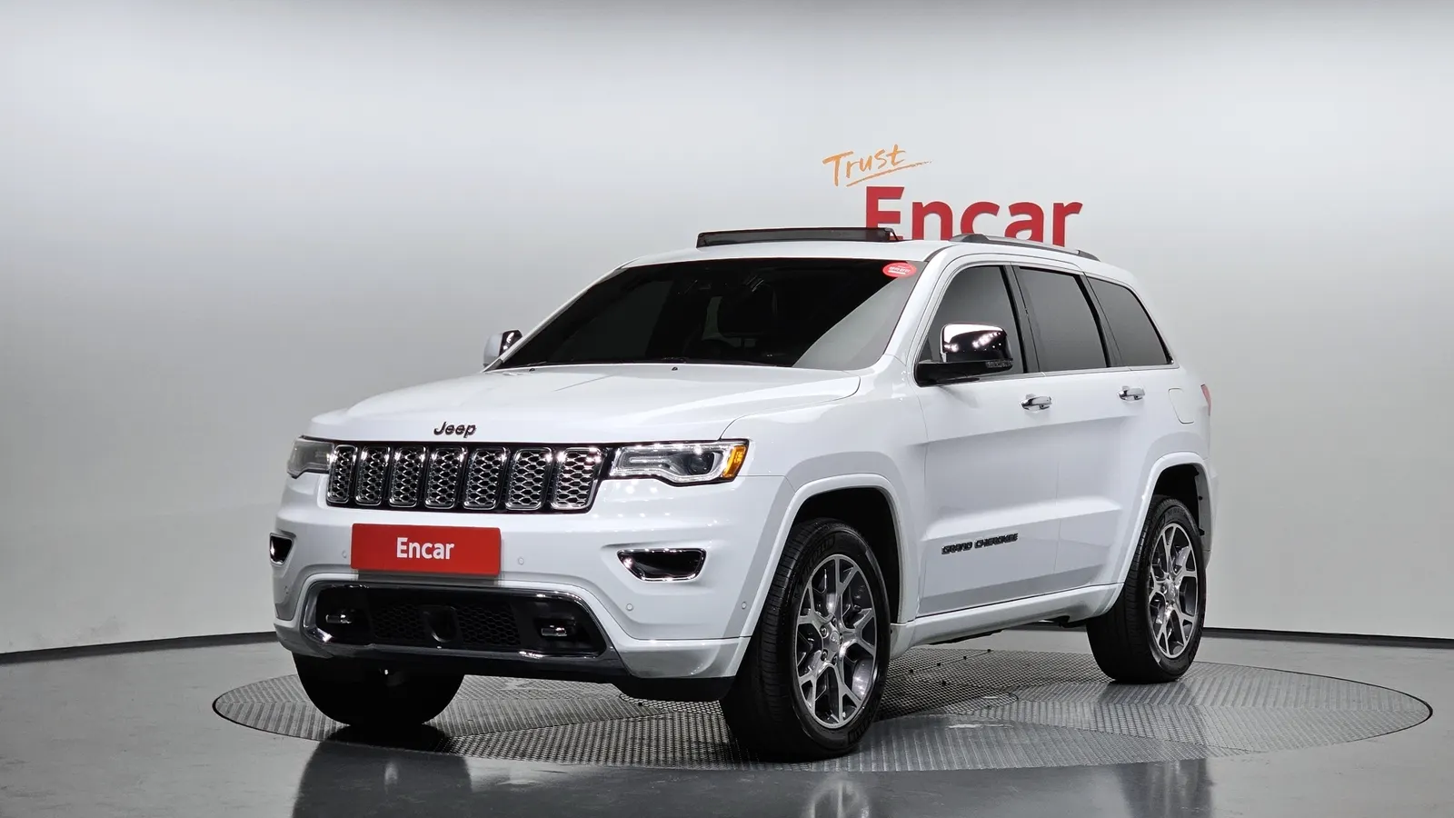 Jeep Grand Cherokee 3.6 Overland 2019 — photo 1 sur 20