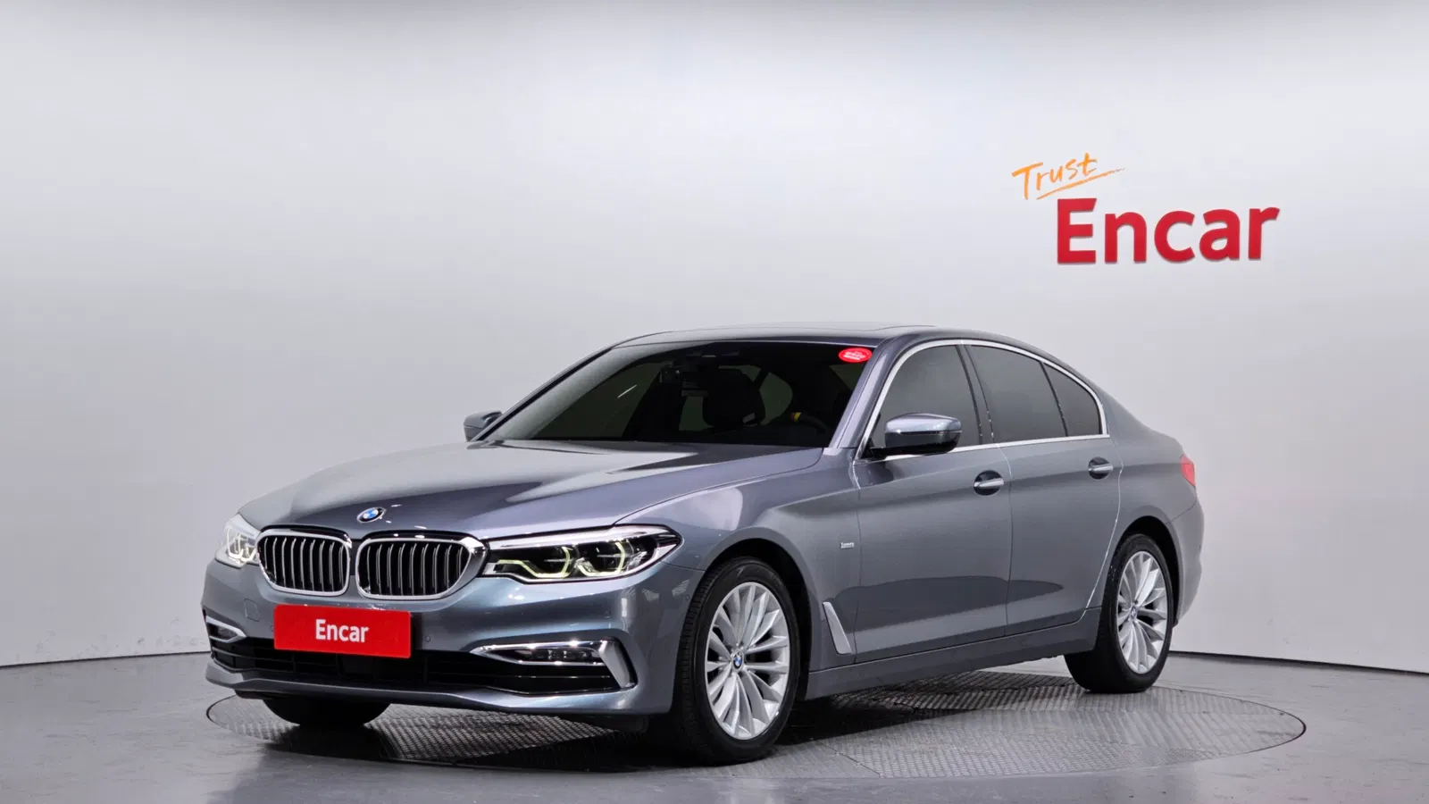 BMW Série 5 (G30) 520d Luxury Special Edition 2018 — photo 1 sur 20