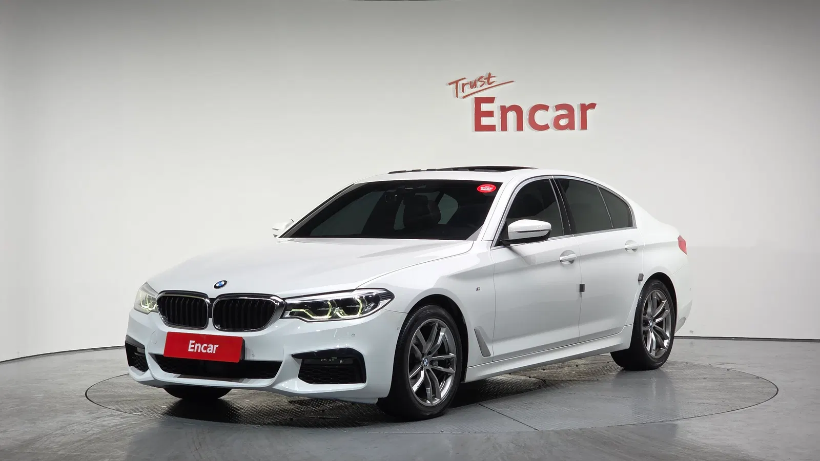 BMW Série 5 (G30) 520i M Sport 2020 — photo 1 sur 20