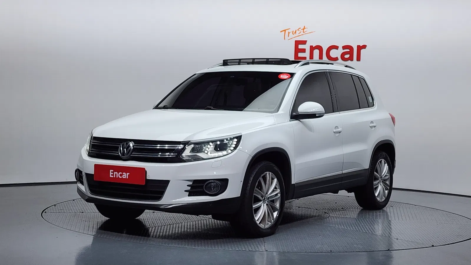 Volkswagen Tiguan 2.0 TDI Premium 2016 — photo 1 sur 20