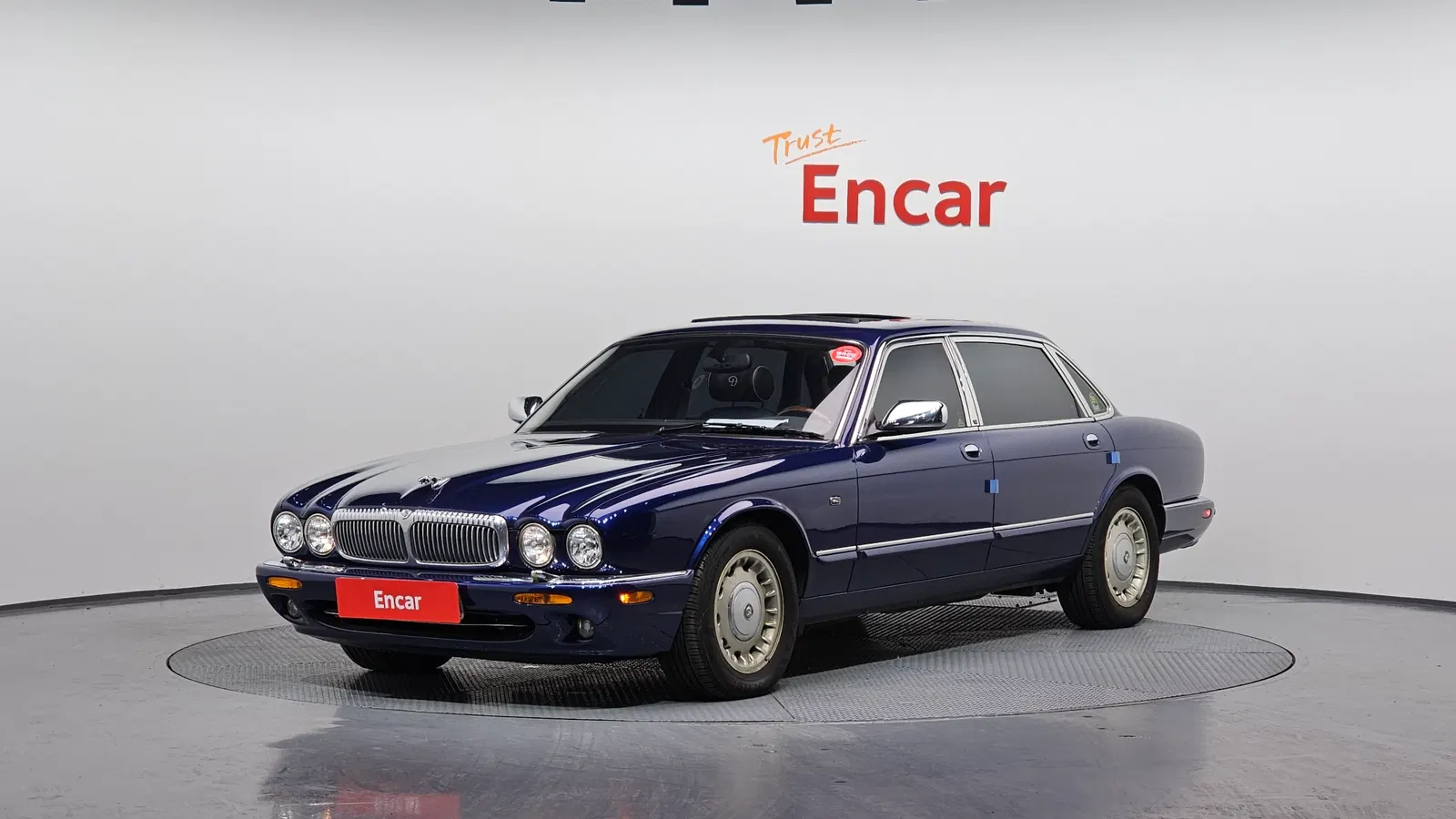 Jaguar Daimler 4.0 2002 — photo 1 sur 26