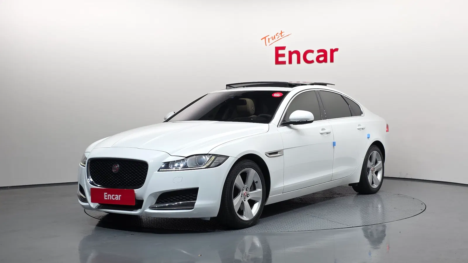 Jaguar XF (X260) 25t Prestige 2018 — photo 1 sur 20