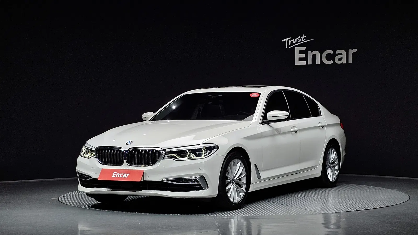 BMW Série 5 (G30) 520d Luxury Plus 2020 — photo 1 sur 20