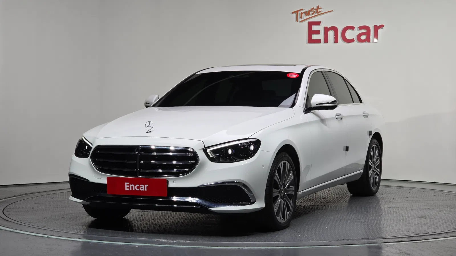 Mercedes-Benz Classe E E350 4MATIC Exclusive (W213) 2023 — photo 1 sur 20