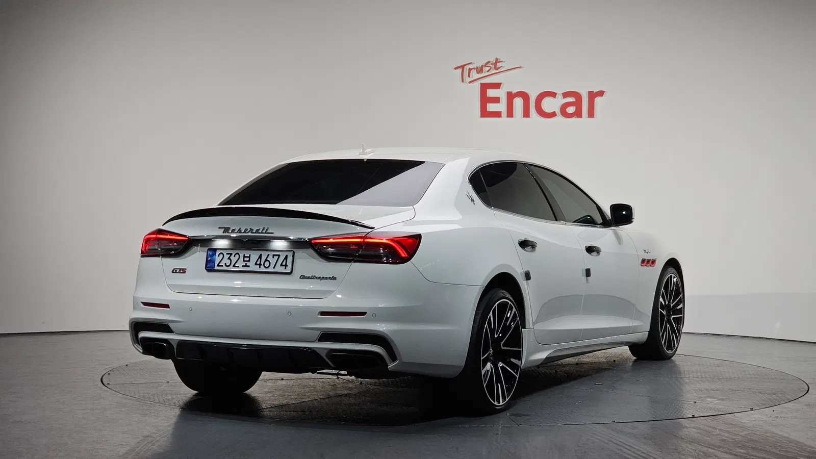 Maserati QuattroForte GTS 3.8 V8 2014 — photo 1 sur 20