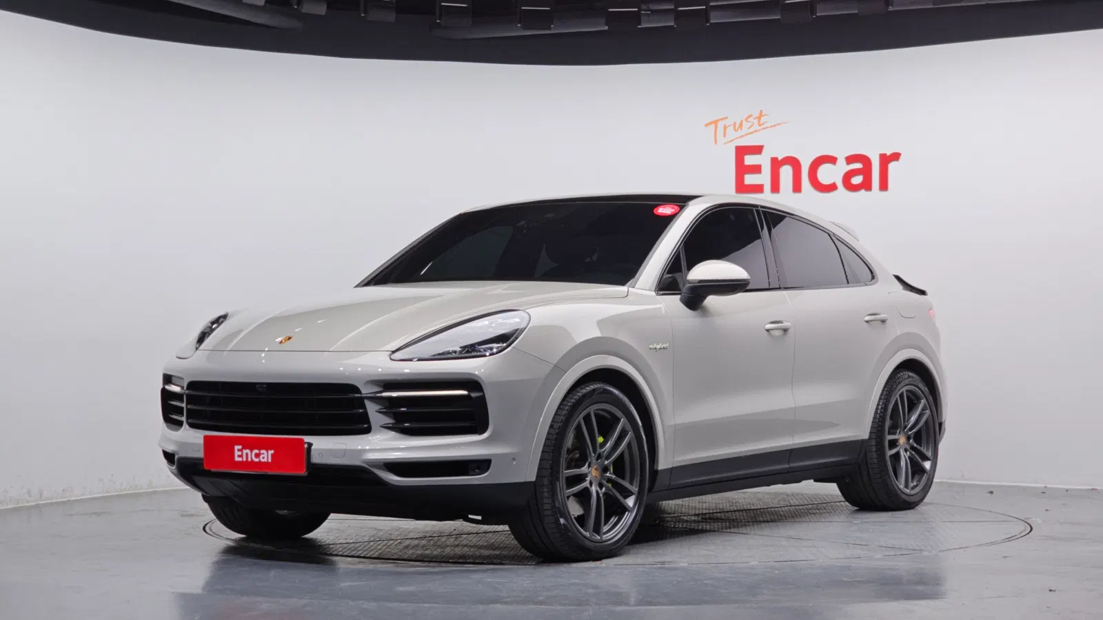 Porsche Cayenne (PO536) 3.0 E-Hybride Coupé 2021 — photo 1 sur 20