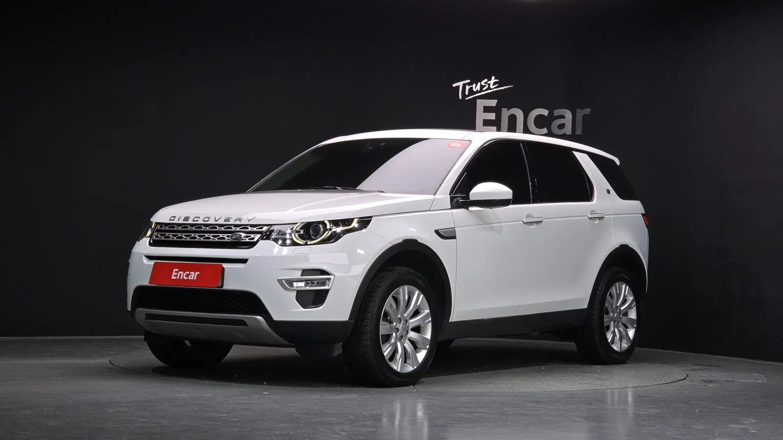 Land Rover Discovery Sport 2.0 TD4 HSE Luxury 2016 — photo 1 sur 20
