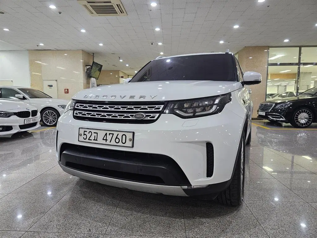 Land Rover Discovery 5 3.0 TD6 HSE Luxury 2017 — photo 1 sur 26