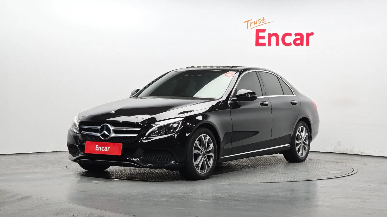 Mercedes-Benz Classe C C200 Avantgarde (W205) 2017 — photo 1 sur 37