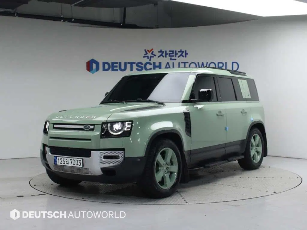 Land Rover Defender (L663) 110 D300 75th Edition 2023 — photo 1 sur 26