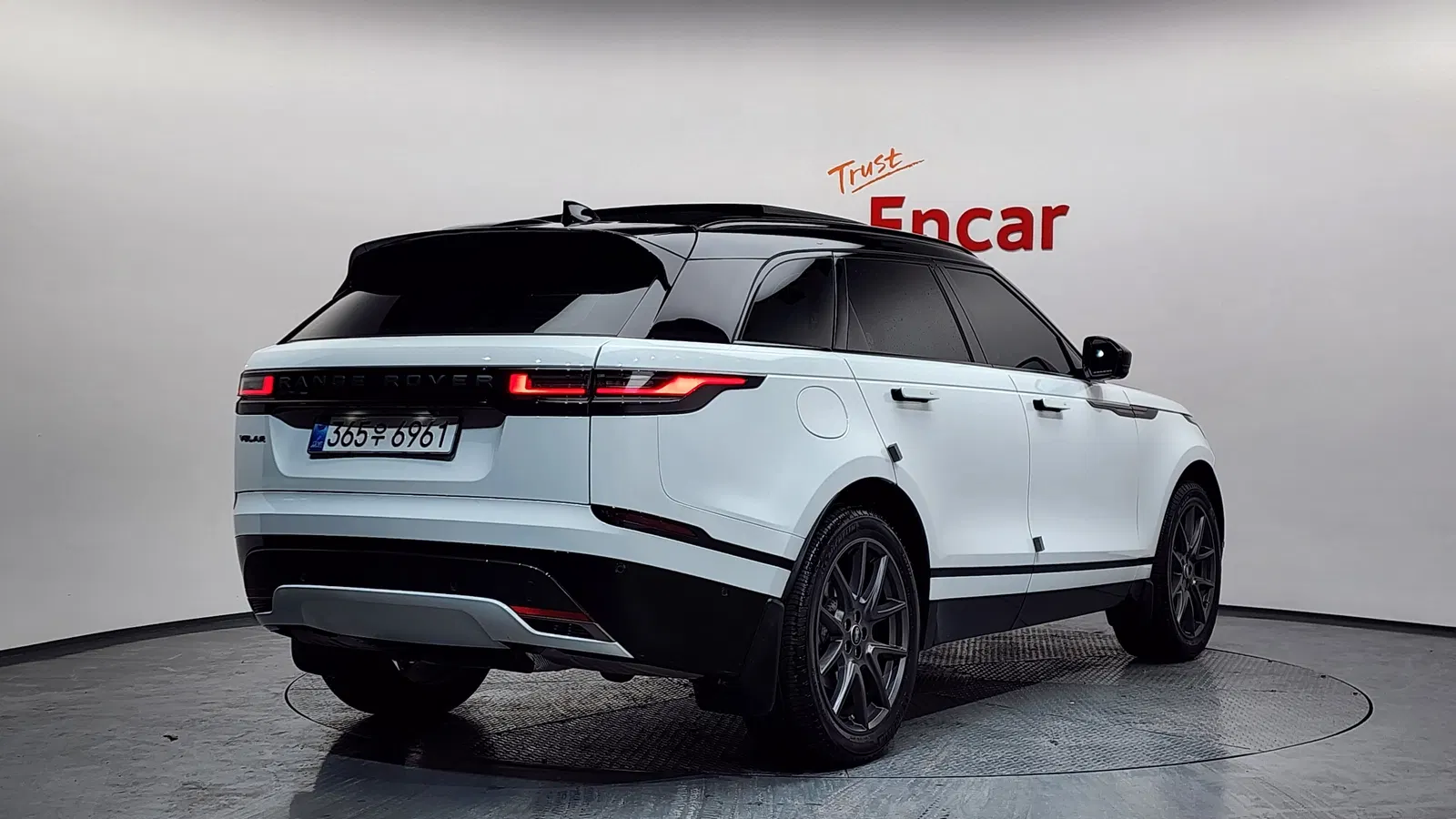 Land Rover Range Rover Velar 3.0 P400 Dynamic HSE 2025 — photo 1 sur 20