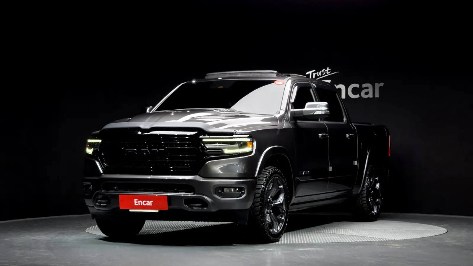 Dodge RAM Pickup 5.7 2021 — photo 1 sur 26