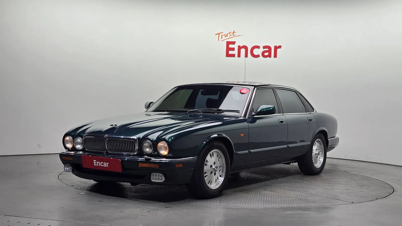 Jaguar XJ-6 3.2 1996 — photo 1 sur 26