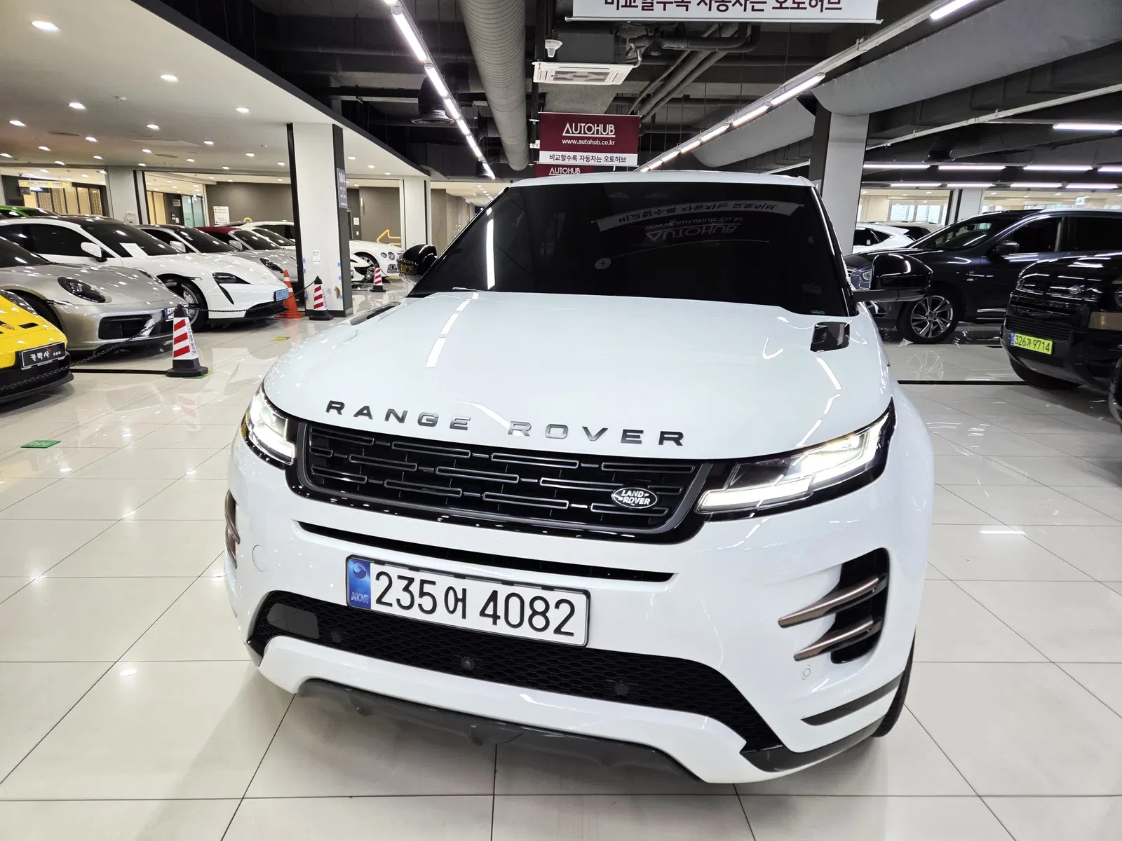 Land Rover Range Rover Evoque 2e génération P250 Dynamic SE 2025 — photo 1 sur 26