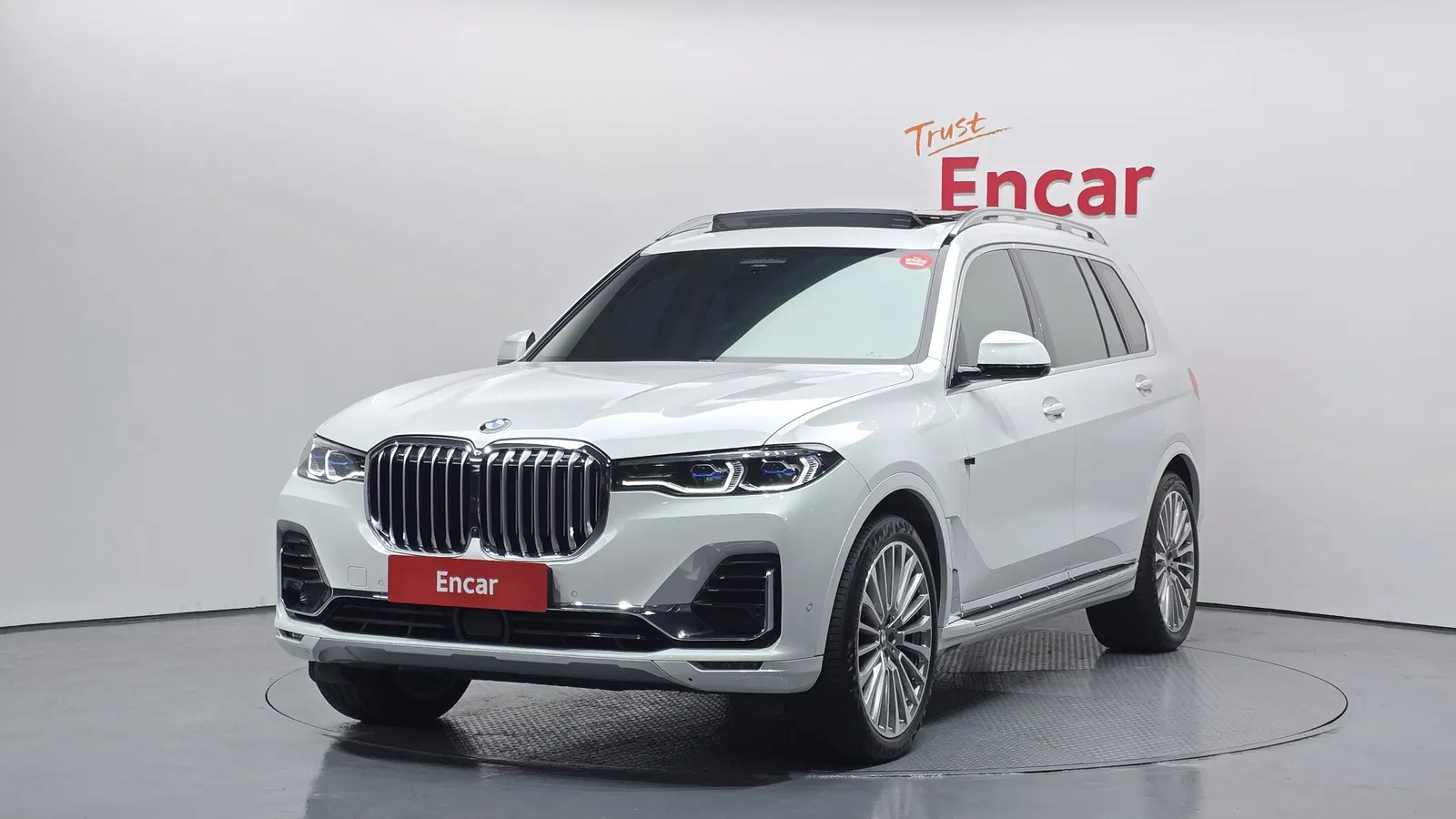 BMW X7 (G07) xDrive 40i Design Pure Excellence 6 places 2021 — photo 1 sur 20