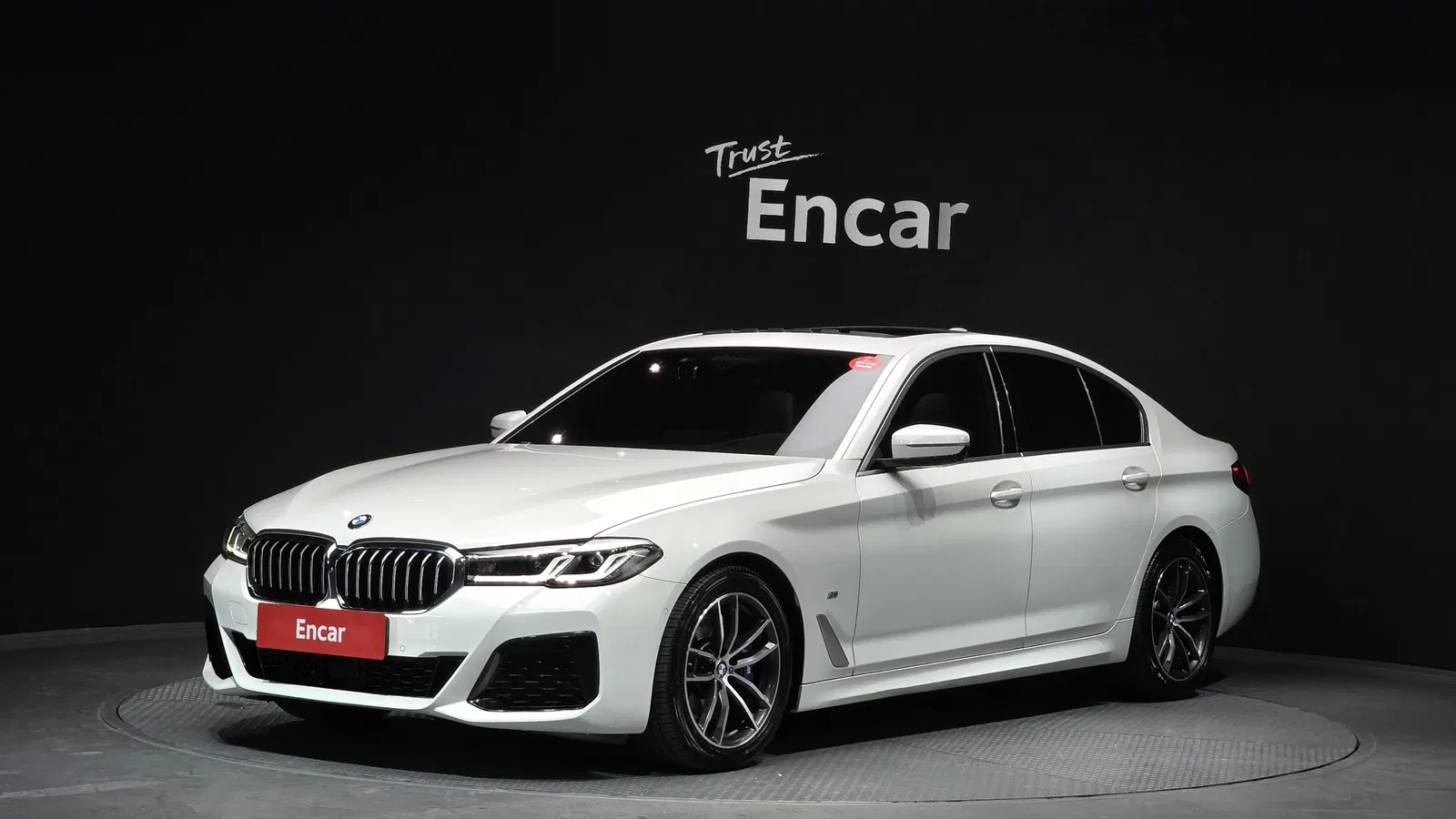 BMW Série 5 (G30) 520i M Sport 2022 — photo 1 sur 20