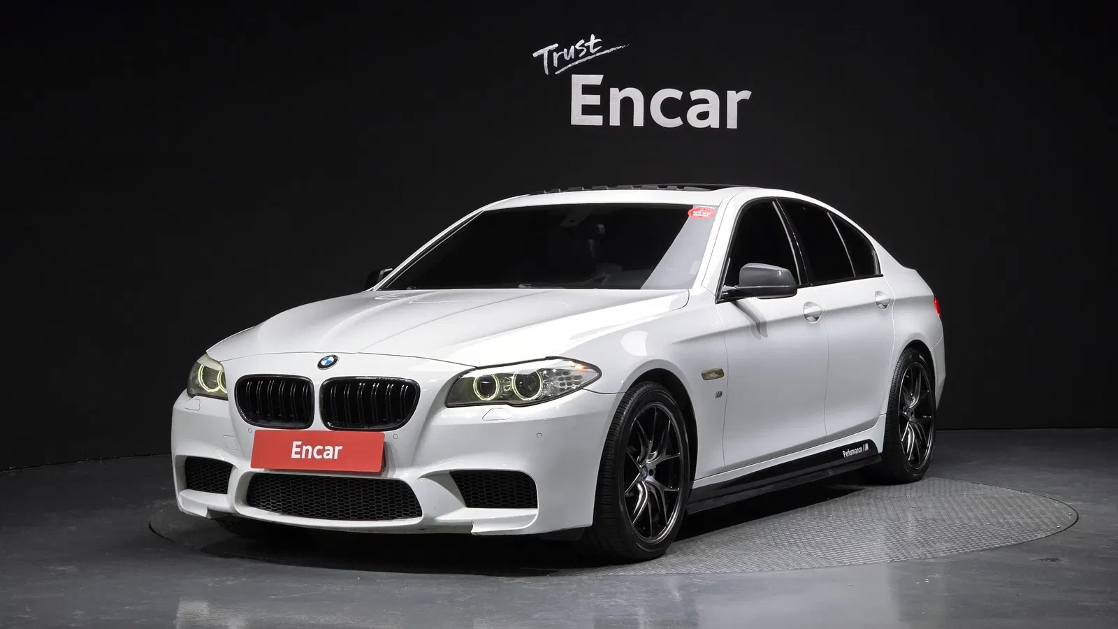 BMW Série 5 (F10) 520d M Sport 2013 — photo 1 sur 20