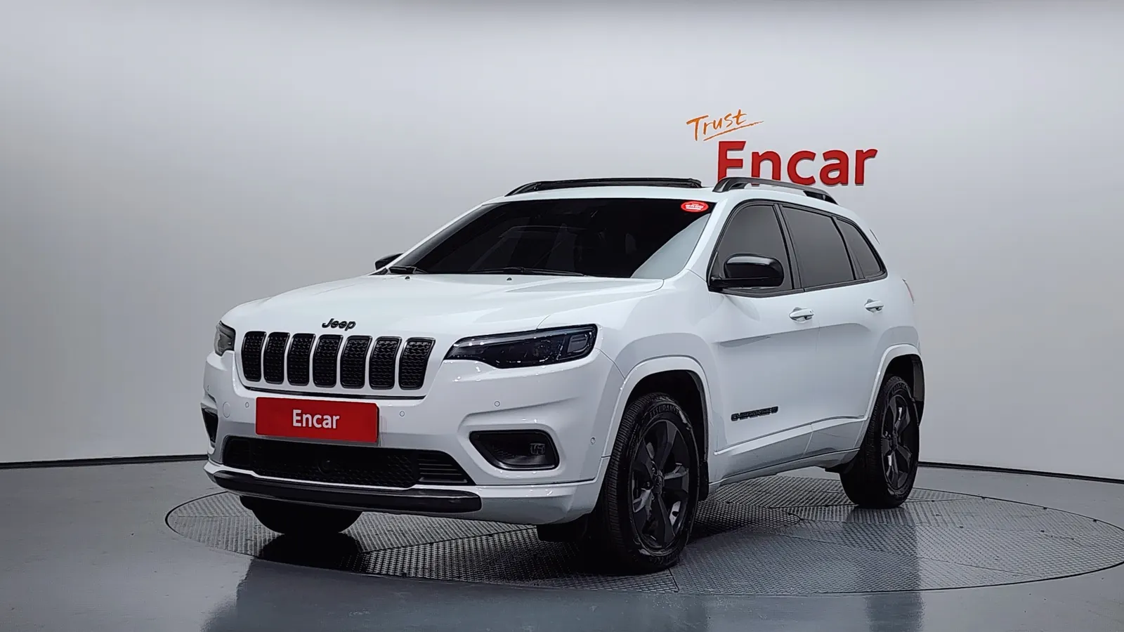 Jeep Cherokee(KL) 2.4 80e anniversaire AWD 2021 — photo 1 sur 20