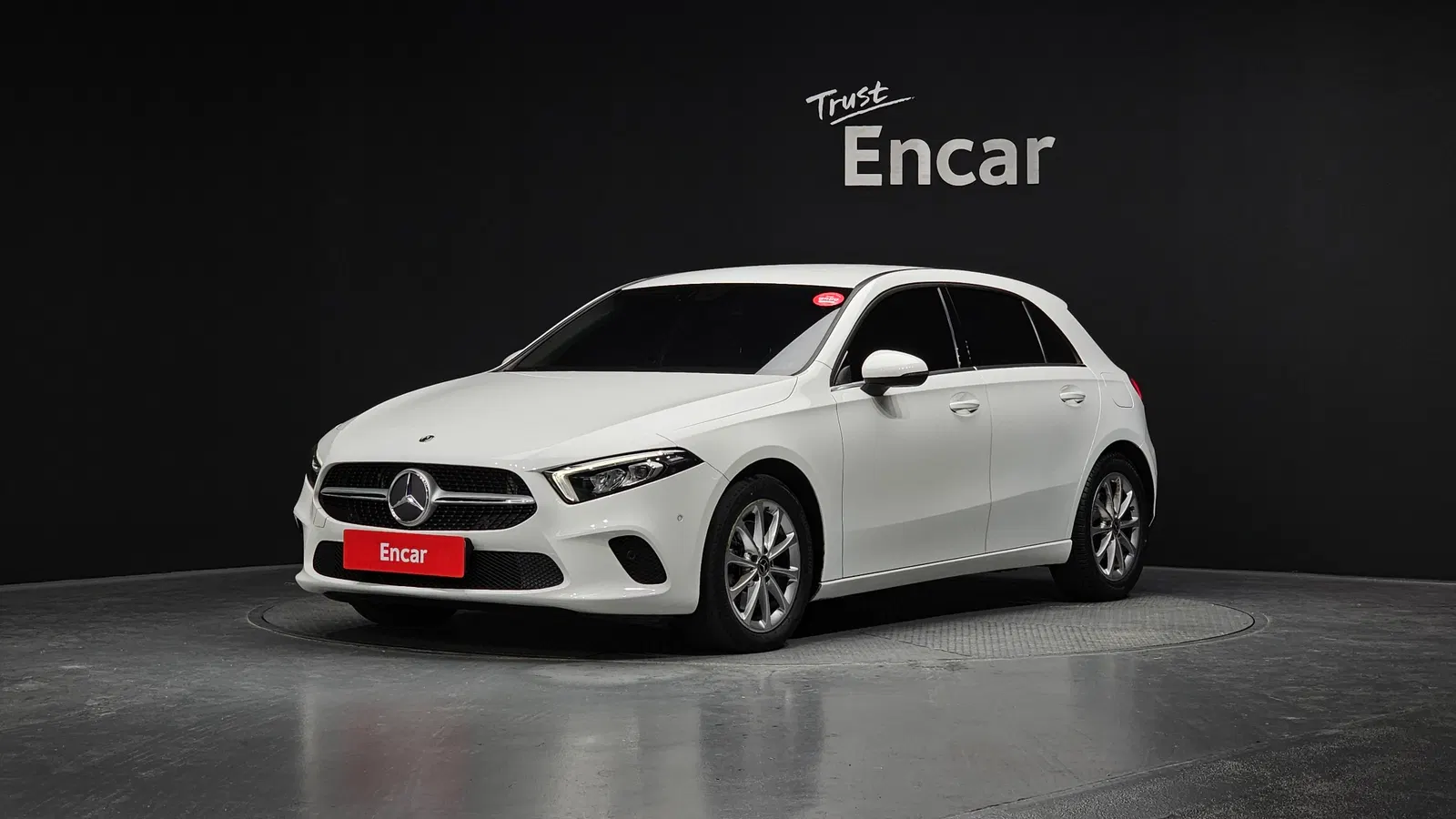 Mercedes-Benz Classe A A220 5 portes (W177) 2019 — photo 1 sur 20
