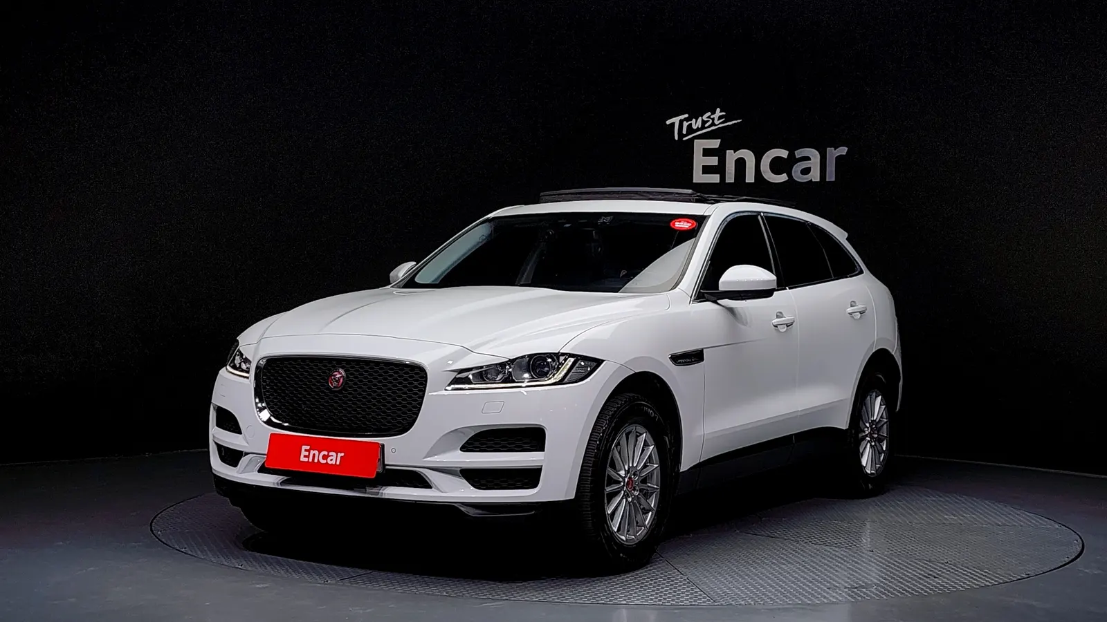 Jaguar F-PACE 20d Prestige 2018 — photo 1 sur 20