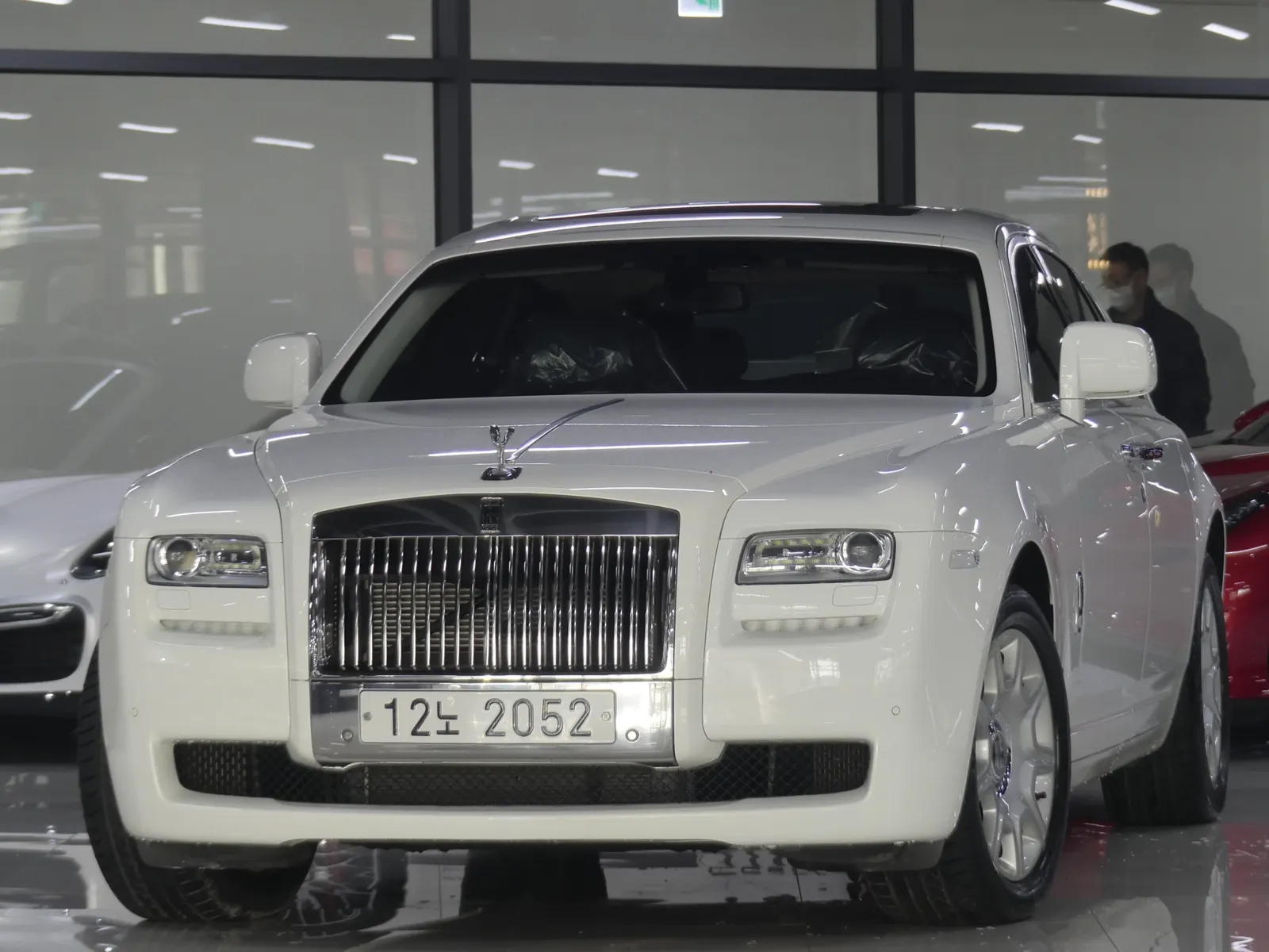 Rolls-Royce Ghost 6.6 V12 2011 — photo 1 sur 21