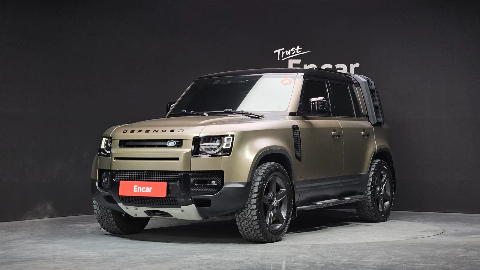 Land Rover Defender (L663) 110 D300 HSE 2022 — photo 1 sur 20