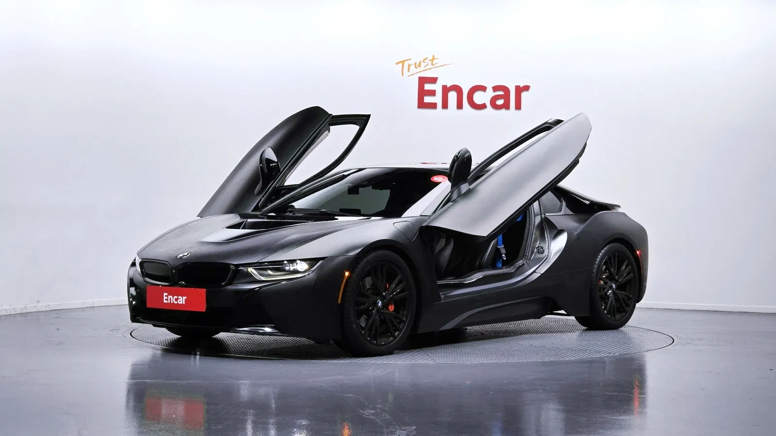 BMW i8 Coupé 2016 — photo 1 sur 26