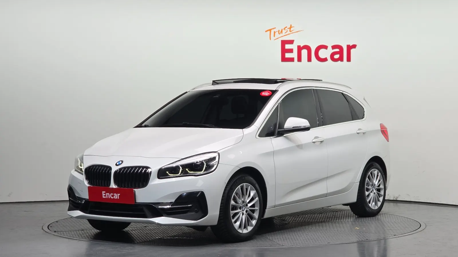BMW Série 2 Active Tourer (F45) Luxury 2019 — photo 1 sur 26
