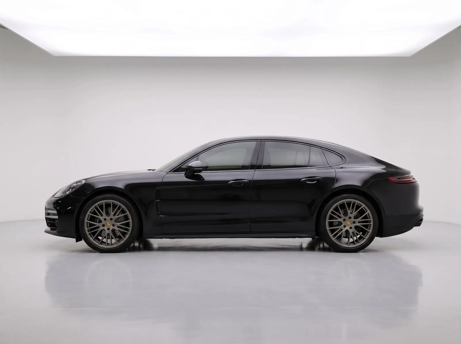 Porsche Panamera (971) 2.9 AWD Platinum Edition 2023 — photo 1 sur 26