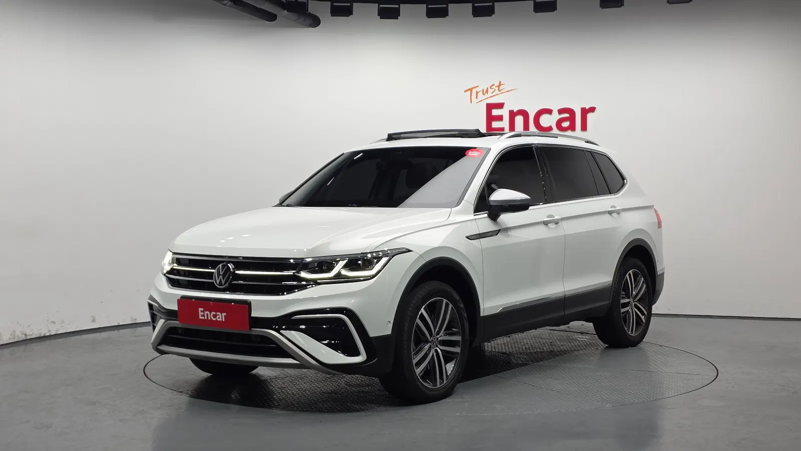 Volkswagen Tiguan Allspace 2.0 TSI Prestige 2023 — photo 1 sur 26