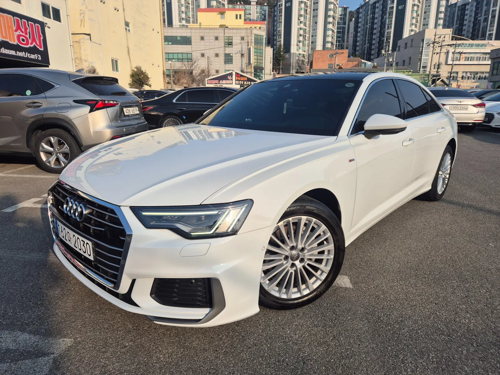 Audi A6 (C8) 40 TDI Premium 2020 — photo 1 sur 25