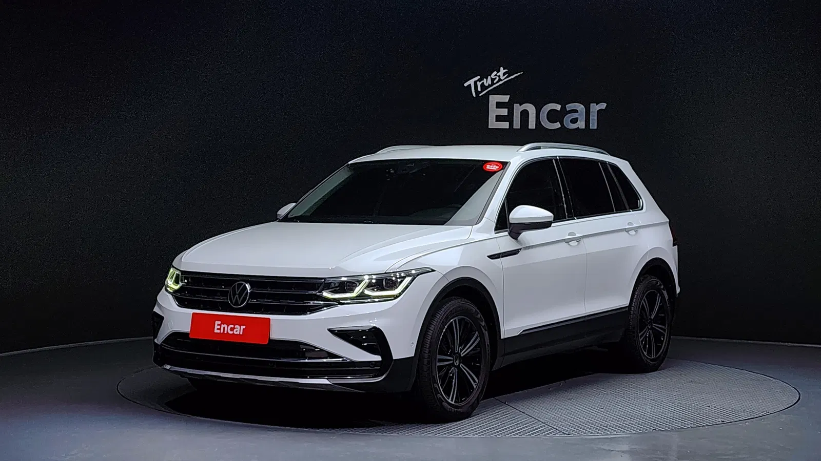 Volkswagen Tiguan 2e génération 2.0 TDI Premium 2021 — photo 1 sur 20