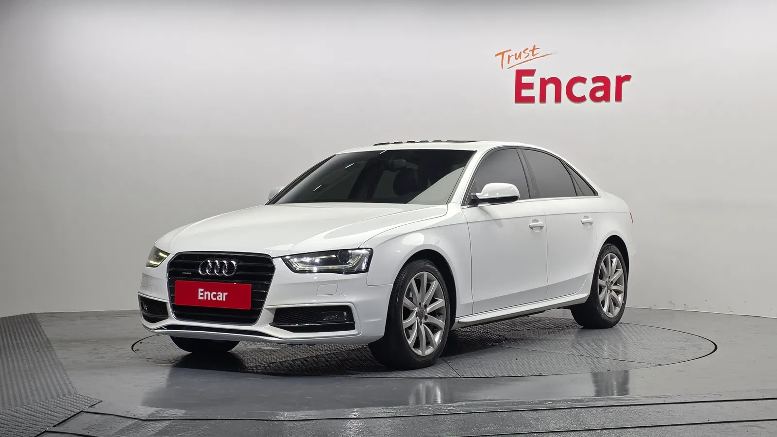 Audi A4 35 TDI Quattro Dynamic 2015 — photo 1 sur 20