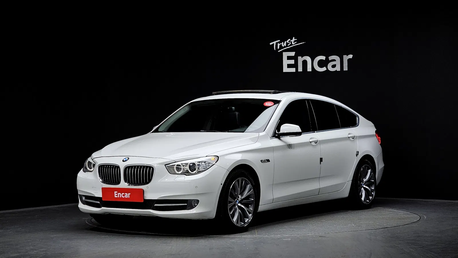 BMW Série 5 GT (F07) GT 30d 2012 — photo 1 sur 20