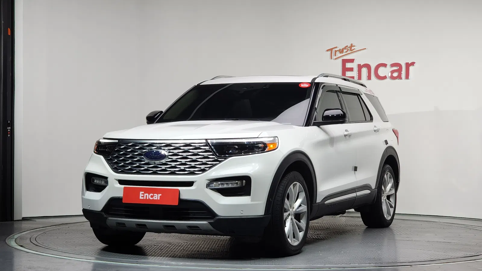 Ford Explorer 6e génération 3.0 Platinum 4WD 2022 — photo 1 sur 20