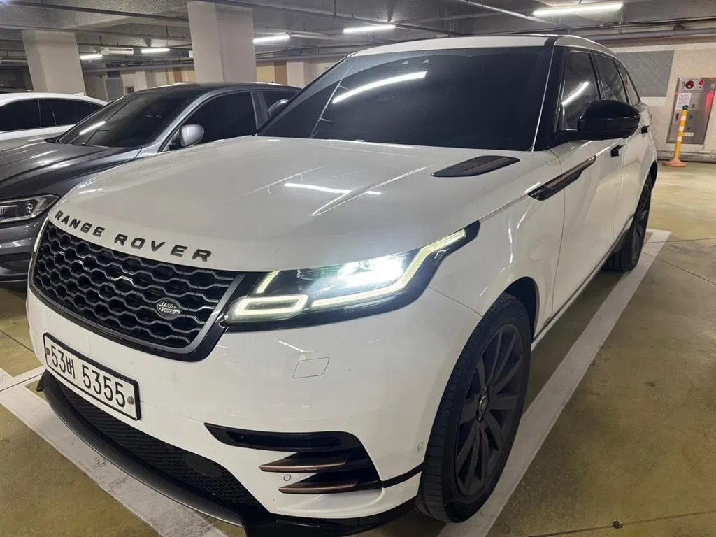 Land Rover Range Rover Velar 3.0 D300 R-Dynamic HSE 2018 — photo 1 sur 26